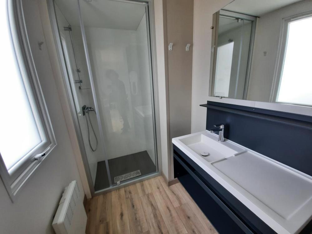 Mobil Home Tout Confort Saint-Hilaire-de-Riez Zewnętrze zdjęcie